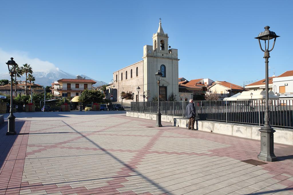 Adriana Casa Vacanze Mare Etna Sicilia Acireale Exterior foto